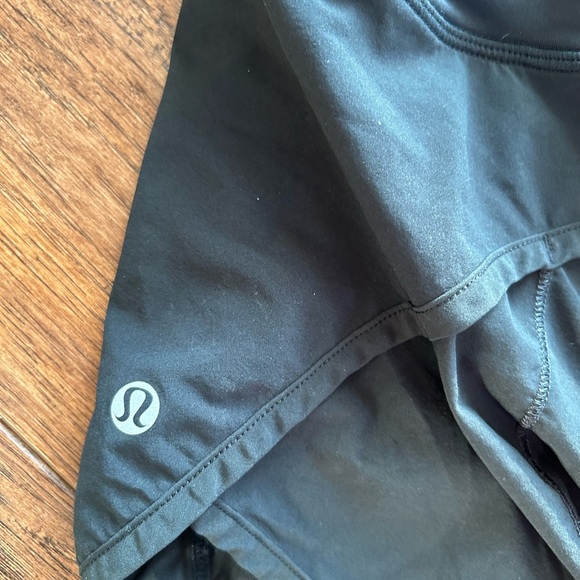 Lululemon black Speed Up Shorts - Picture 5 of 6